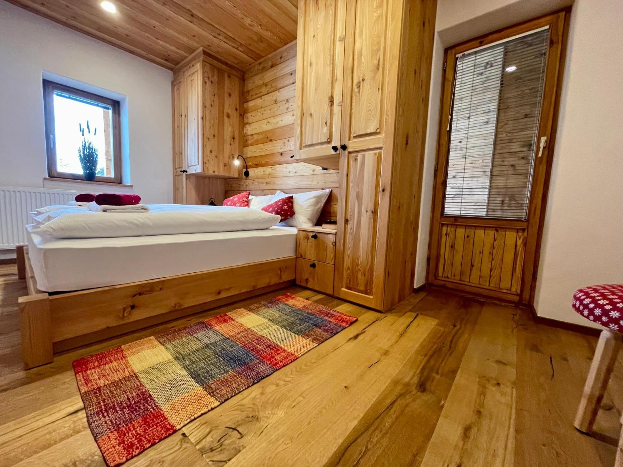 Hotel Surc Kranjska Gora Rom bilde