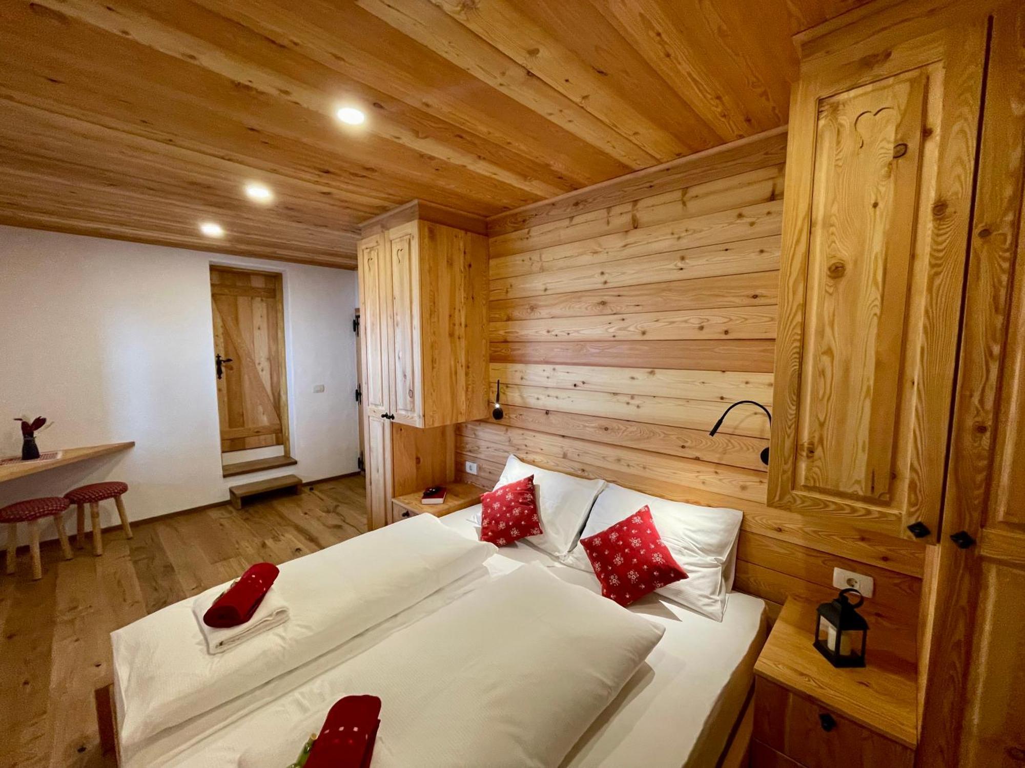 Hotel Surc Kranjska Gora Eksteriør bilde
