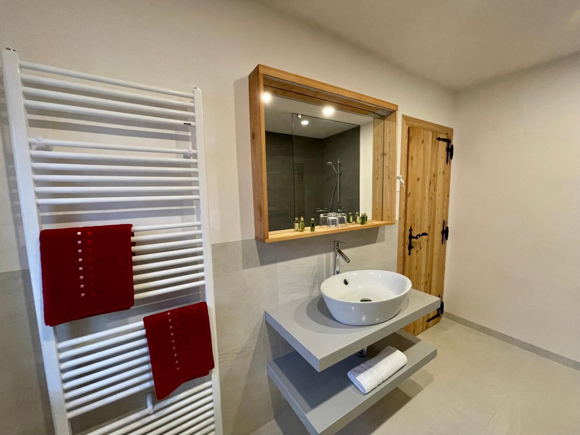 Hotel Surc Kranjska Gora Eksteriør bilde